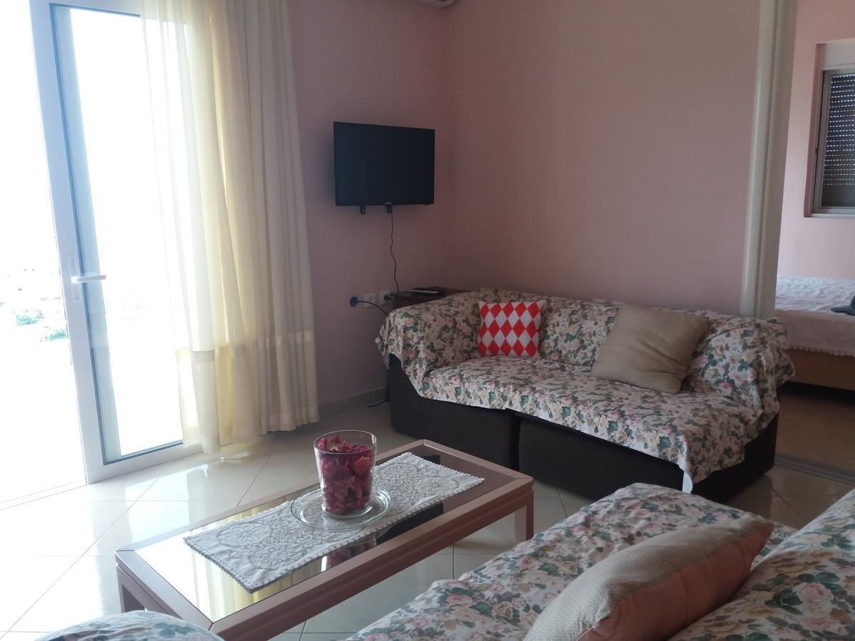 Apartment Adi Sarandë エクステリア 写真